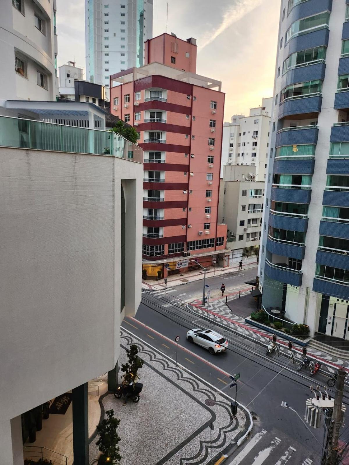 Apartamento Pe Na Areia Balneario Camboriu